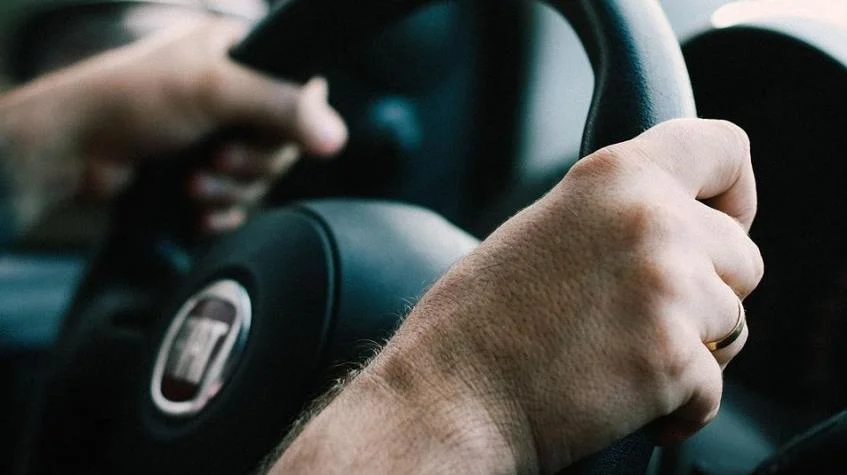 Θεσσαλονίκη: Χειροπέδες σε δέκα οδηγούς που έπιασαν τιμόνι χωρίς δίπλωμα