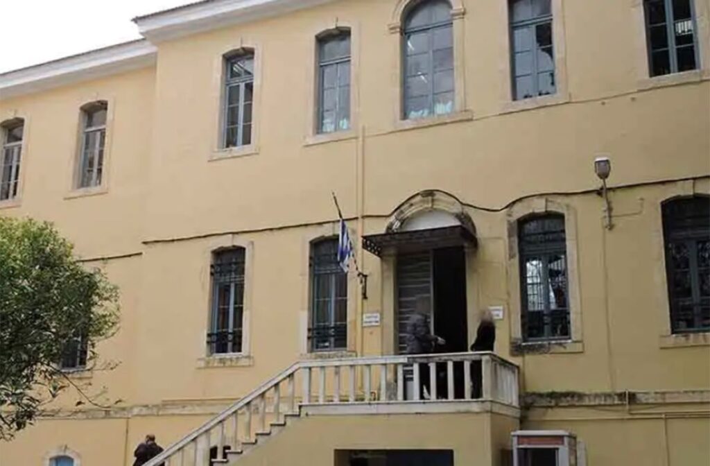 Χανιά: Ελεύθερος μετά την απολογία του ο ένας εκ των δύο υπαλλήλων της υπηρεσίας δημόσιας υγείας