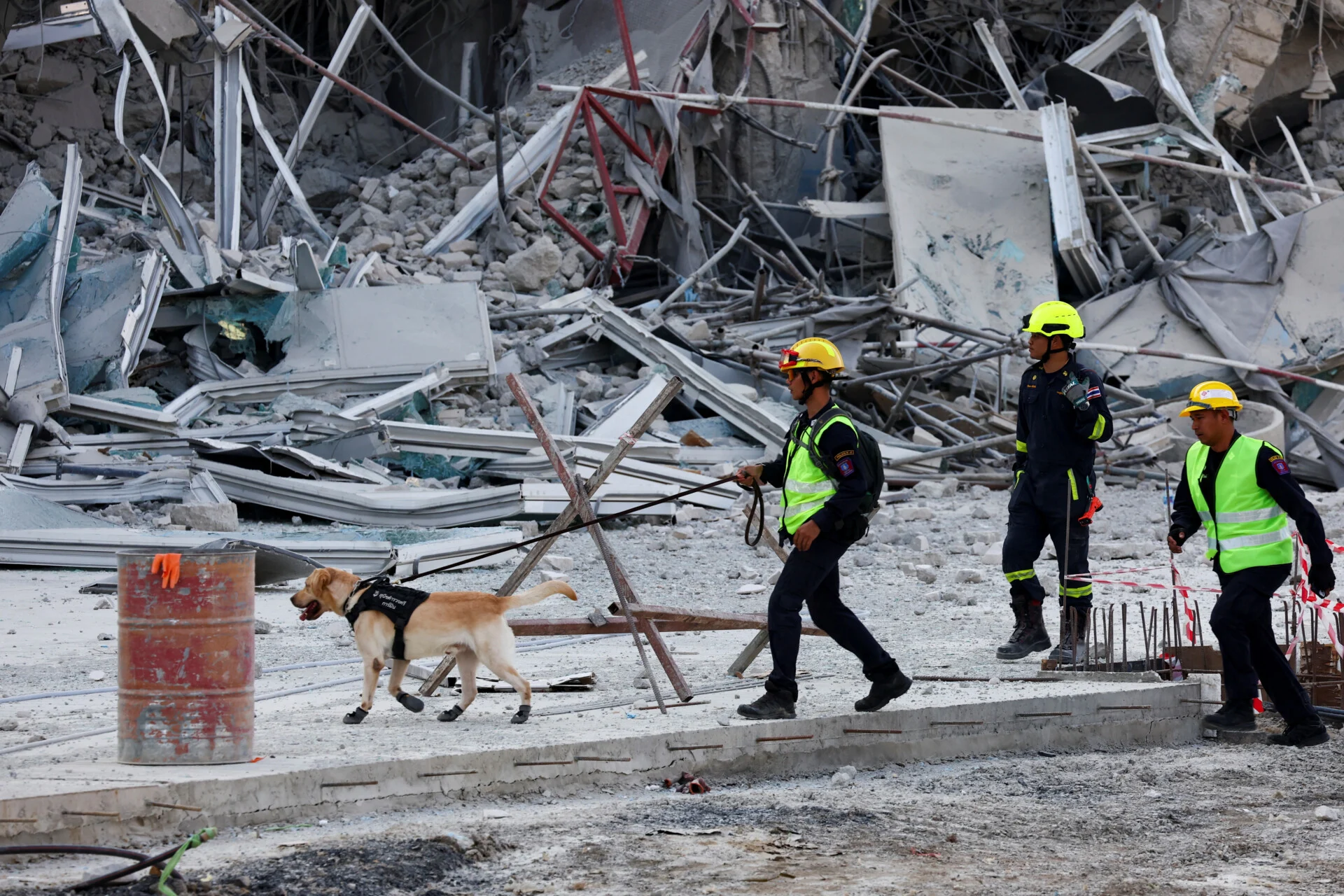 Φόβοι για εκατόμβη νεκρών στη Μιανμάρ μετά τον σεισμό των 7,7 βαθμών