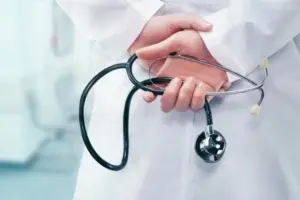 Παραίτηση γιατρού στην Κεφαλονιά με βαρύτατες καταγγελίες για εξοντωτικές συνθήκες και «κλίμα φόβου» στο ΕΣΥ