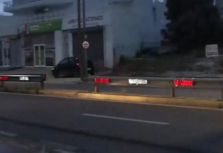 4χρονο αγοράκι παρασύρθηκε και σκοτώθηκε από όχημα στα Σπάτα