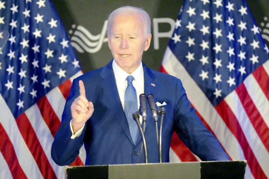 Eπανεμφάνιση Μπάιντεν – «Δεν έχουν συμπληρωθεί ακόμη 100 ημέρες κι αυτή η νέα κυβέρνηση έκανε τόσες ζημιές και τόση καταστροφή»