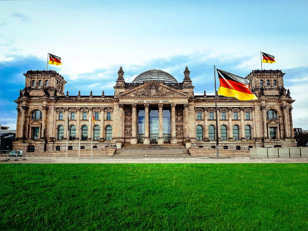 Αντιδράσεις στη Γερμανία μετά την ανακοίνωση της προγραμματικής συμφωνίας για το σχηματισμό νέας κυβέρνησης