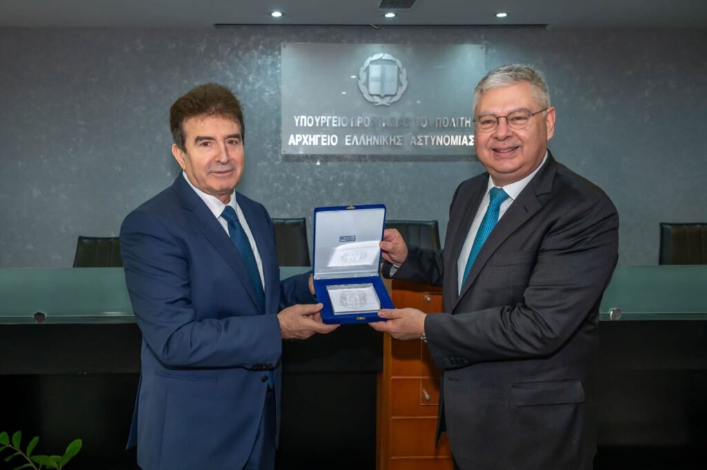 Νέα προσφορά οχημάτων στην ΕΛ.ΑΣ για τις ανάγκες σε Θριάσιο Πεδίο και Δυτική Θεσσαλονίκη από τη HELLENiQ ENERGY