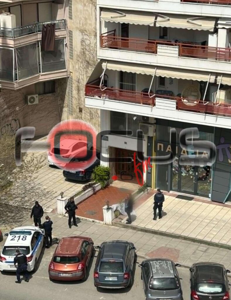 Τραγωδία στη Θεσσαλονίκη – Πτώση άνδρα από μπαλκόνι