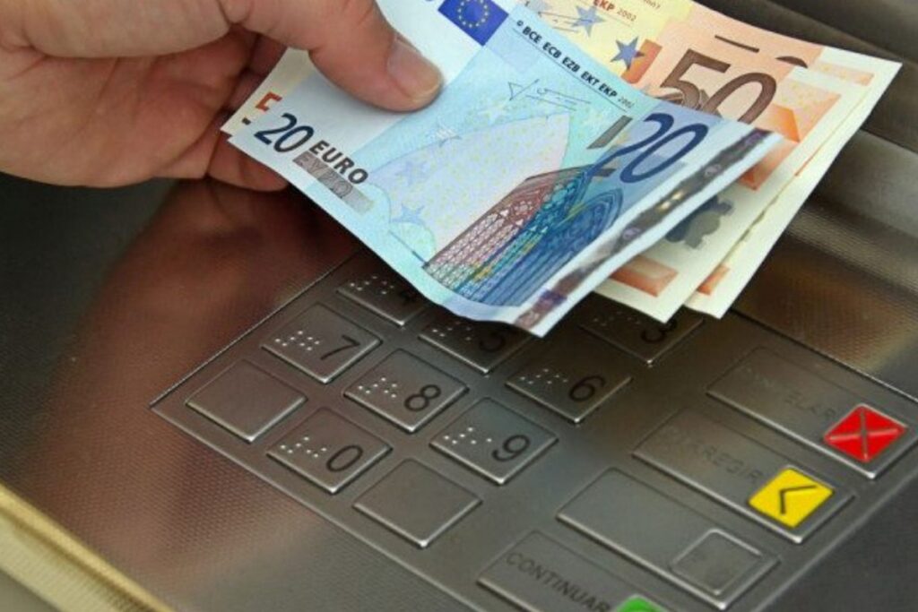 Ο «χάρτης» των πληρωμών από τον e-ΕΦΚΑ και τη ΔΥΠΑ έως τις 17 Απριλίου