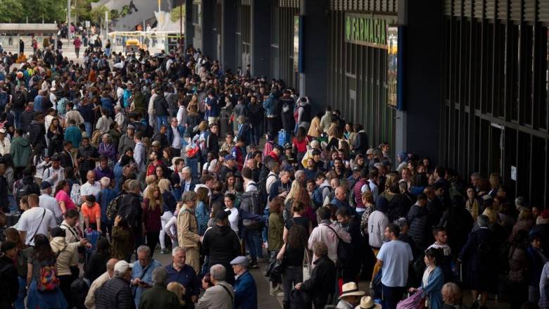 Ισπανία: Η κυβέρνηση και το Ανώτατο Δικαστήριο ξεκινούν έρευνες για τα αίτια του μπλακάουτ