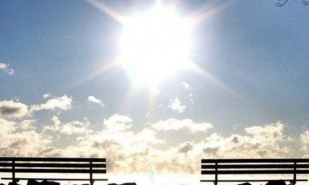 Καιρός: Γενικά αίθριος με δυτικούς ανέμους μέχρι 6 μποφόρ στα νότια και άνοδο της θερμοκρασίας