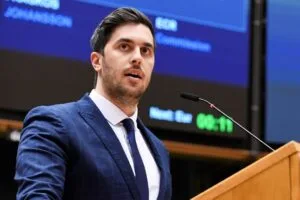 Εμμανουήλ Φράγκος: «Καταγγέλλει» την UEFA για επιλεκτική εφαρμογή κανονισμών, υπέρ των Τούρκων και εναντίον των Κυπρίων