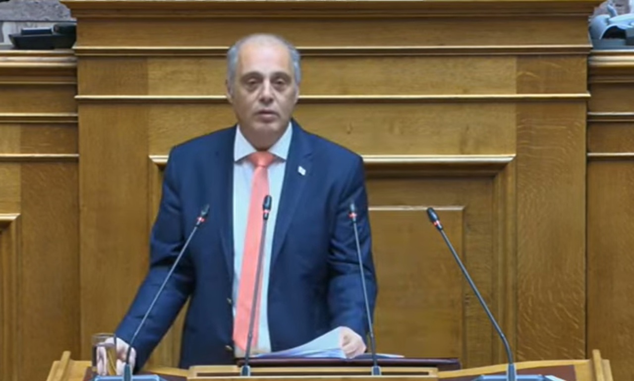 Κυριάκος Βελόπουλος: «Υπάρχει φτώχεια γιατί δεν μπορούμε να χορτάσουμε τους πλούσιους καρχαρίες που κατασπαράσσουν τον πλούτο της χώρας»