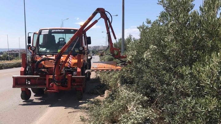 Εργασίες κοπής πρασίνου στο παράπλευρο οδικό τμήμα SR Θεσσαλονίκης – Έδεσσας και της παράκαμψης Πελλαίας Χώρας