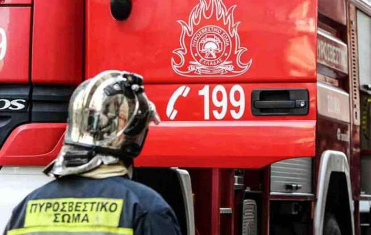 Μεγάλη φωτιά ξέσπασε στον Ασπρόπυργο