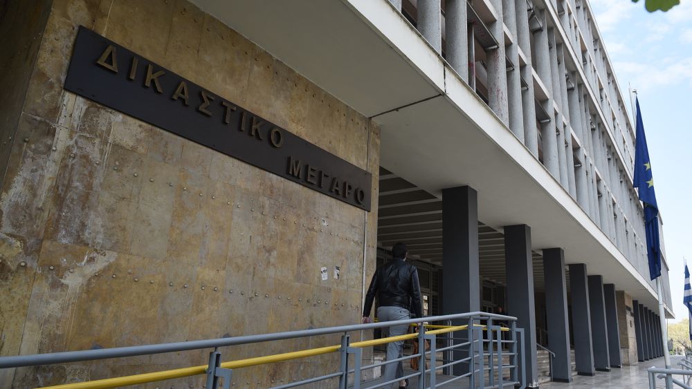 Θεσσαλονίκη: Για εμπρησμό με κίνδυνο για άνθρωπο κατηγορείται ο 61χρονος που έβαλε φωτιά σε στρώμα αστυνομικού τμήματος