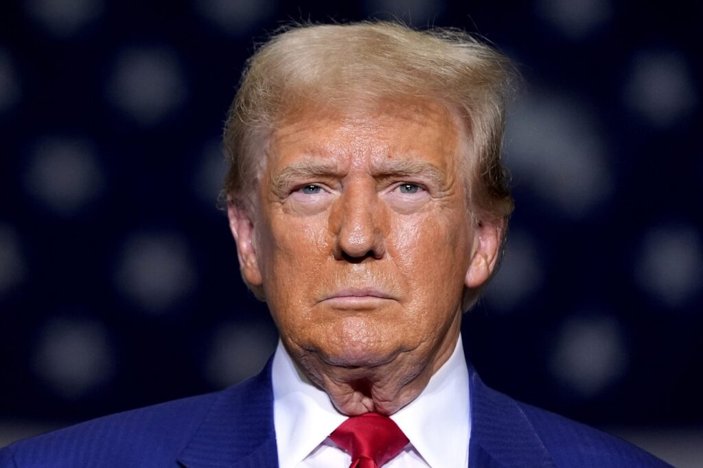 Ντόναλντ Τραμπ: «Τίποτα δεν πρόκειται να συμβεί μέχρι να συναντηθούμε εγώ και ο Πούτιν»