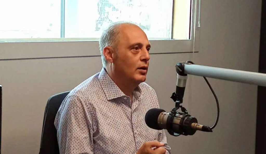 Κυριάκος Βελόπουλος: “Ο Σαμαράς έχει ψηφίσει τα πάντα και ξύπνησε μια μέρα και δηλώνει αντάρτης”