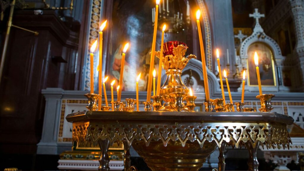 Χανιά: Σύλληψη 60χρονου που έκλεψε από δύο Ιερούς Ναούς, χρήματα καθώς και το Επιμανίκιο του Αγίου Σπυρίδωνα