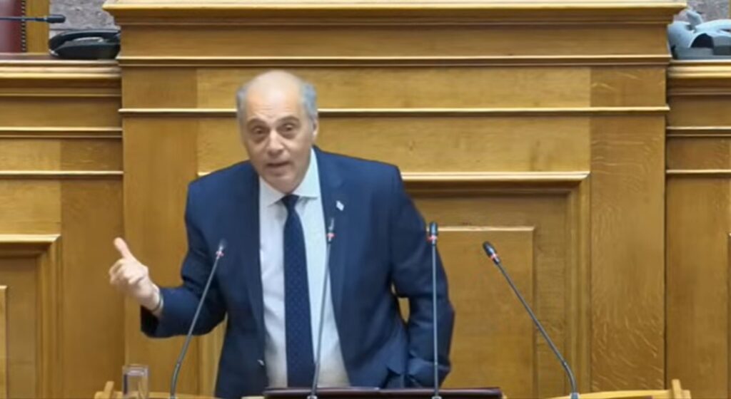 Κυριάκος Βελόπουλος: «Ο πρωθυπουργός είναι πολιτικός νάνος στην Ευρώπη»