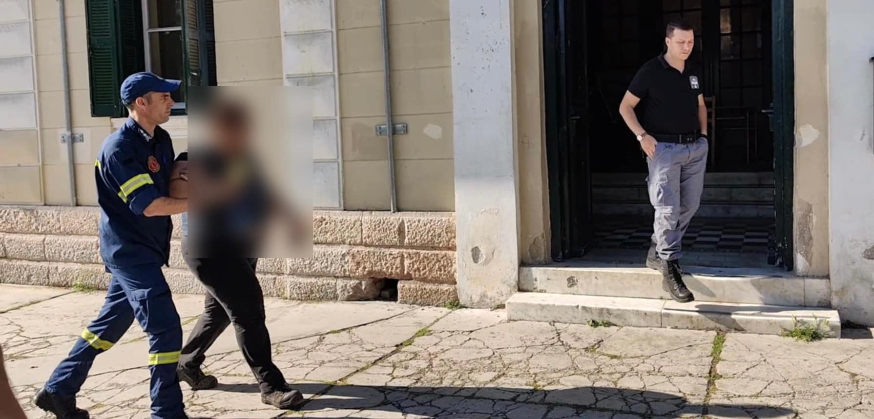 Στον Εισαγγελέα τρεις δημοτικοί υπάλληλοι που προσπάθησαν να βάλουν φωτιά σε κλαριά