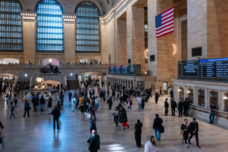 ΗΠΑ: Τέθηκε σε ισχύ η απαγόρευση εισόδου στη χώρα για τους πολίτες 12 χωρών