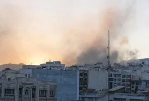 «Mεγάλης κλίμακας επιθέσεις» στην Τεχεράνη ανακοίνωσε ότι εξαπέλυσε o ισραηλινός στρατός