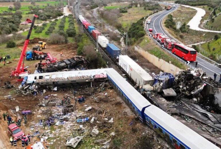 Αυτήν την πρόταση για προανακριτική για τα Τέμπη, (των συγγενών των θυμάτων), που κατατέθηκε στη Βουλή στηρίζει η Ελληνική Λύση