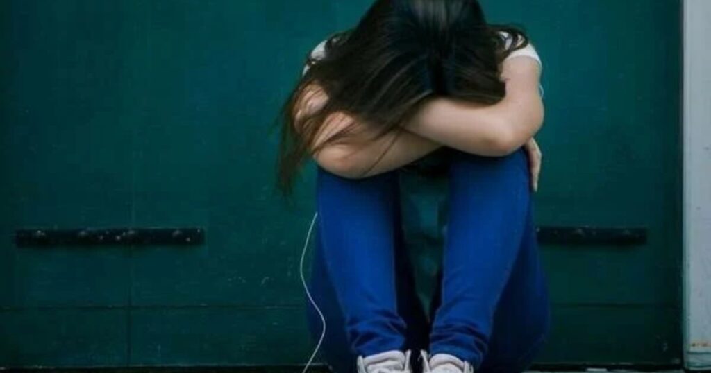 Θεσσαλονίκη: 15χρονη ξυλοκόπησε 16χρονη – Άλλη ανήλικη βιντεοσκοπούσε την επίθεση