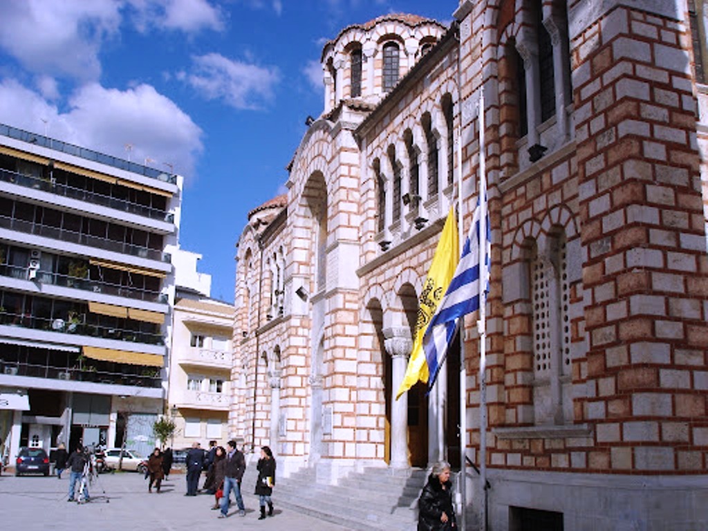 Συγκίνηση στον Βόλο – Θα πραγματοποιηθεί για πρώτη φορά Θεία Λειτουργία στη νοηματική!