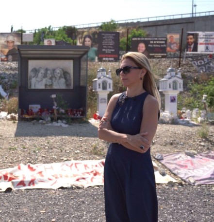 Απειλές κατά της ζωής της για την εσχάτη προδοσία αποκαλύπτει ότι δέχτηκε η Μ. Καρυστιανού