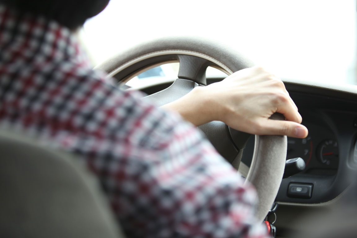 Θεσσαλονίκη: Μπήκε ανάποδα στη Λεωφόρο Νίκης και οδηγούσε μέσα στον ποδηλατόδρομο