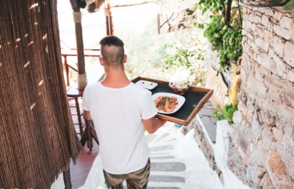 Σφοδρές αντιδράσεις για το εργασιακό νομοσχέδιο