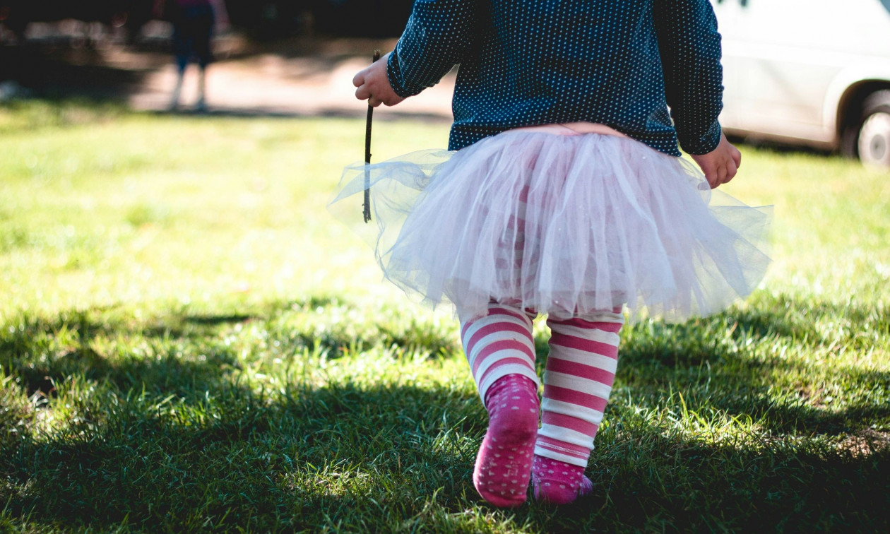 Πρέβεζα: Δίχρονο κοριτσάκι περιπλανιόταν μόνο του πίσω από το Νοσοκομείο