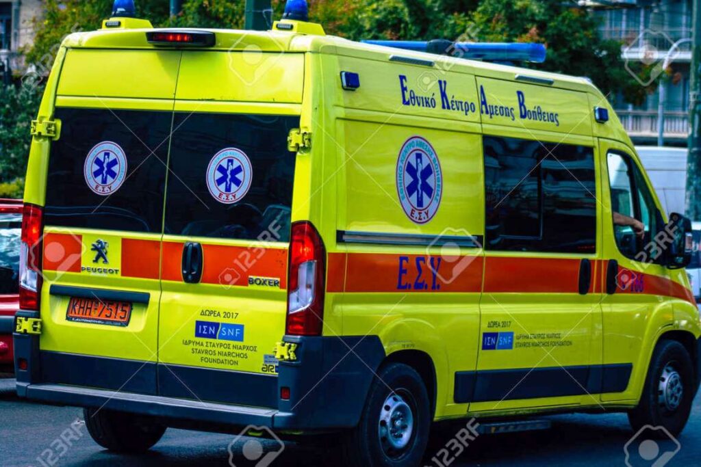 Σύγκρουση λεωφορείου με Ι.Χ στη Λεωφόρο Συγγρού