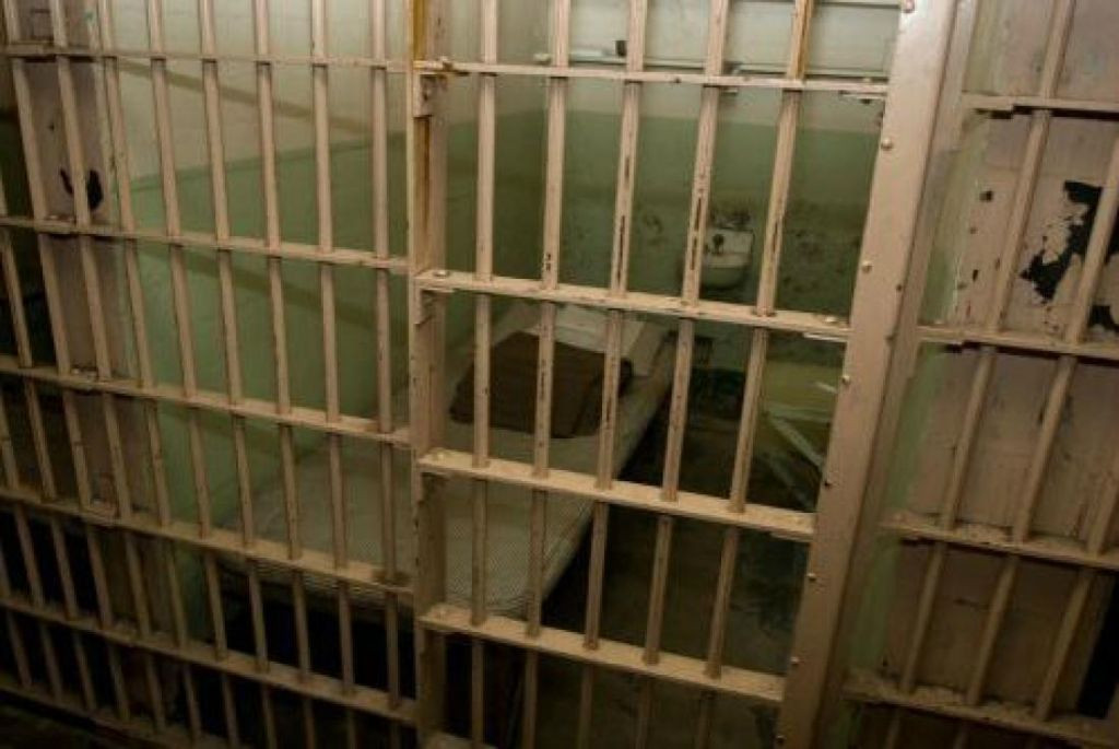 Οργανωμένη απόπειρα απόδρασης αλλοδαπών από κρατητήρια