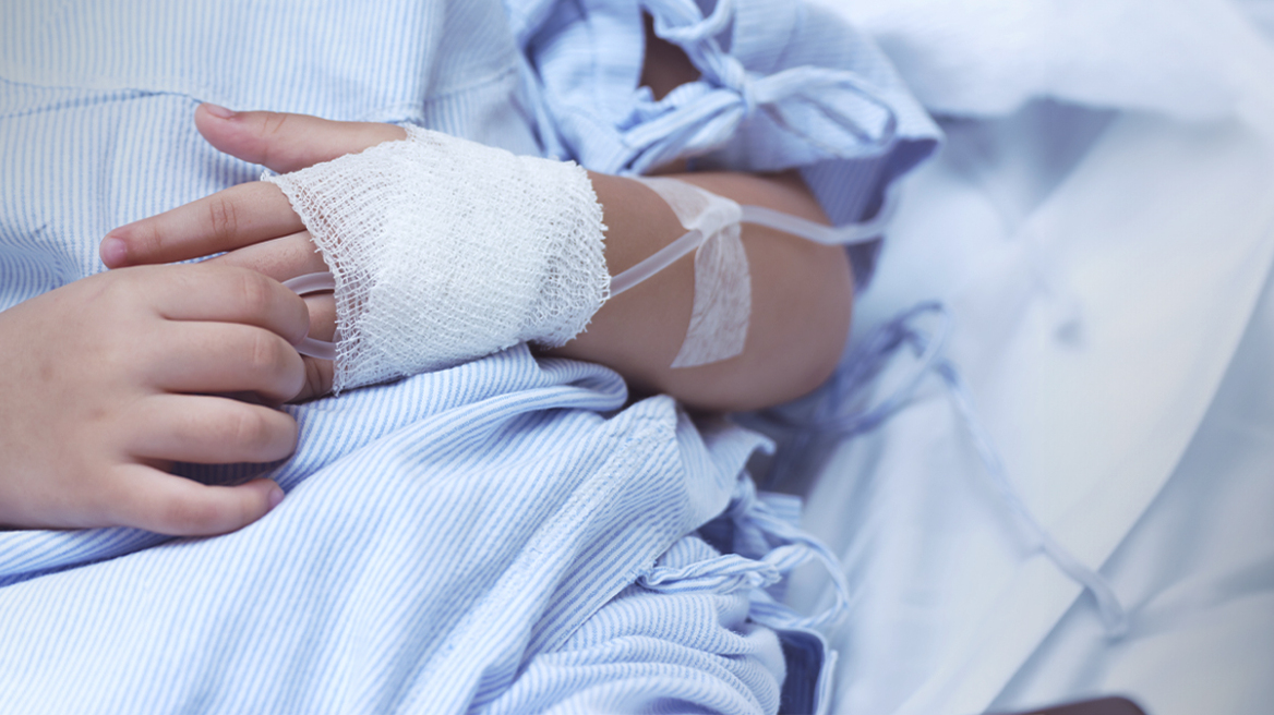 Κρήτη: Διασωληνωμένο παιδί 2,5 ετών που ήπιε πετρέλαιο – Υπέστη χημική πνευμονία