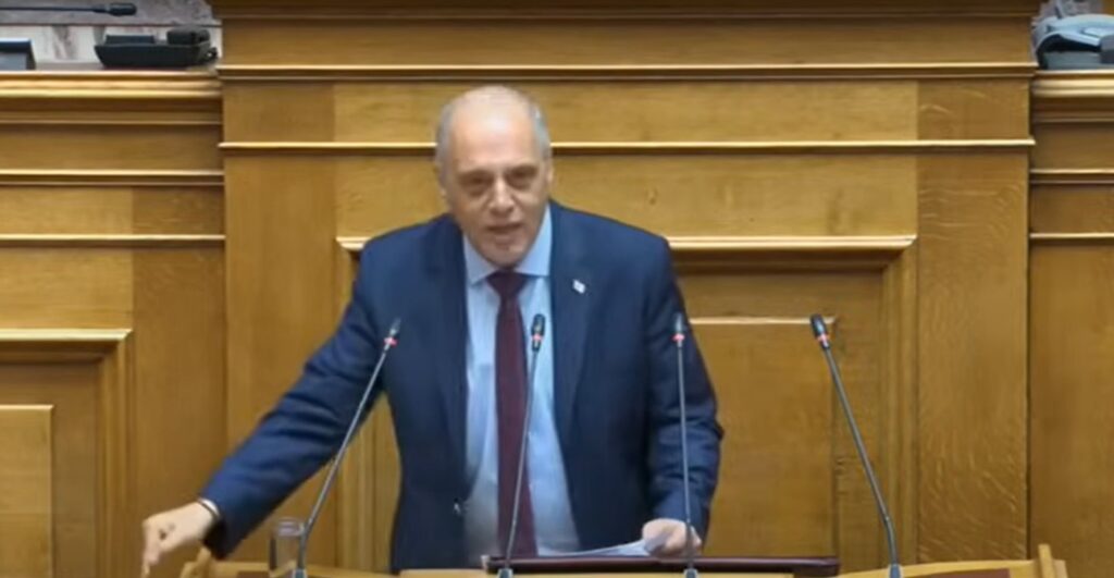 Κυριάκος Βελόπουλος: «Έχετε καταλάβει ότι τα στελέχη σας, όπως λειτούργησαν, έχουν καταντήσει τη ΝΔ εγκληματική οργάνωση;»