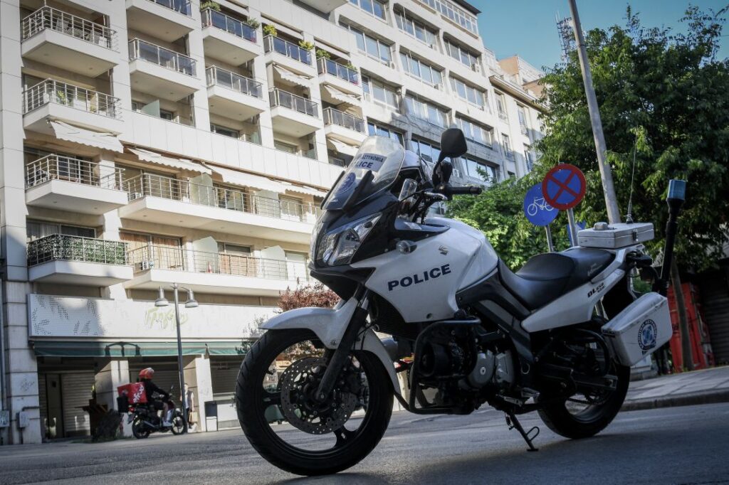 Κύκλωμα διακίνησης παράνομων μεταναστών εντοπίστηκε από την ΕΛ.ΑΣ.