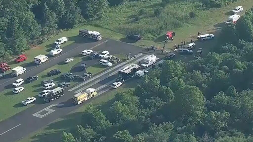 Αεροσκάφος βγήκε εκτός διαδρόμου – Τρεις τραυματίες σε κρίσιμη κατάσταση