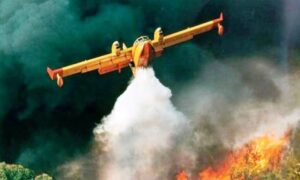 Πυρκαγιά στη Ροδόπη – Πέντε αεροσκάφη στη μάχη της κατάσβεσης