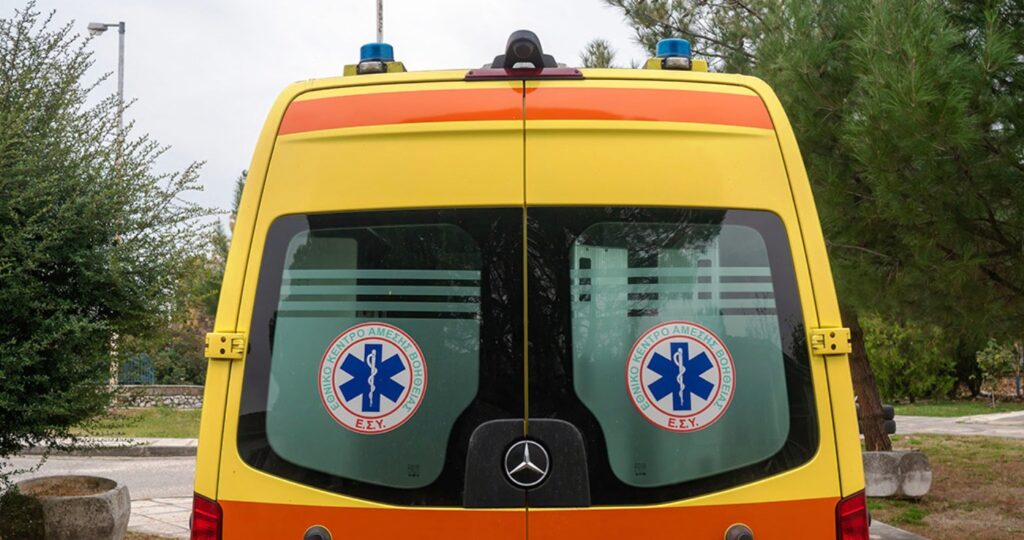 «Βουτιά» θανάτου για 54χρονο οδηγό: Επεσε σε γκρεμό 40 μέτρων