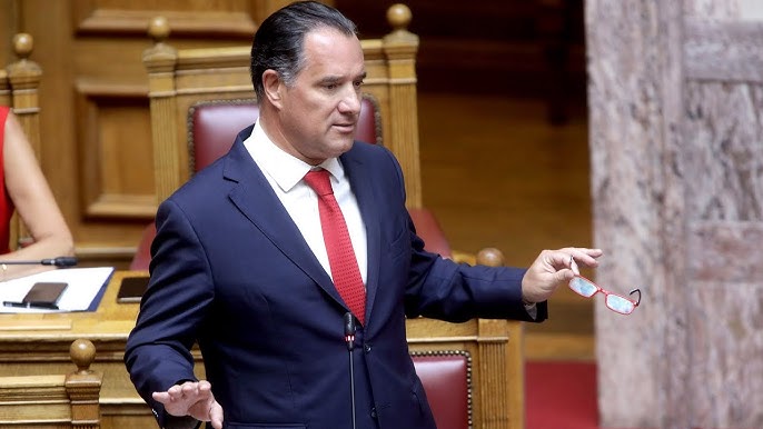 Προκλητικός για ακόμα μια φορά ο Αδωνις