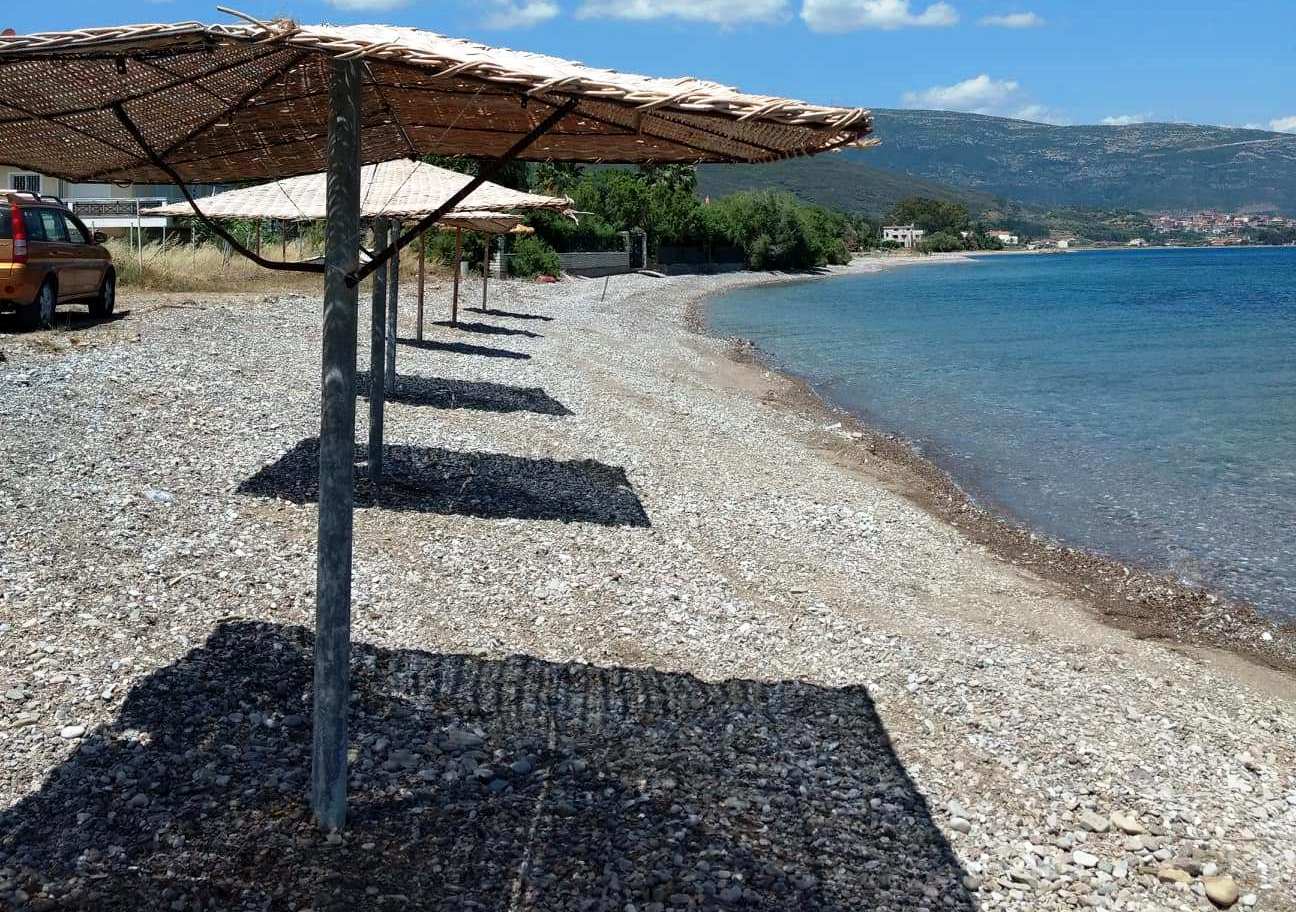 Χαλκιδική: Εντατικοποιούνται οι έλεγχοι του δήμου Κασσάνδρας για παράνομες καταλήψεις στις παραλίες