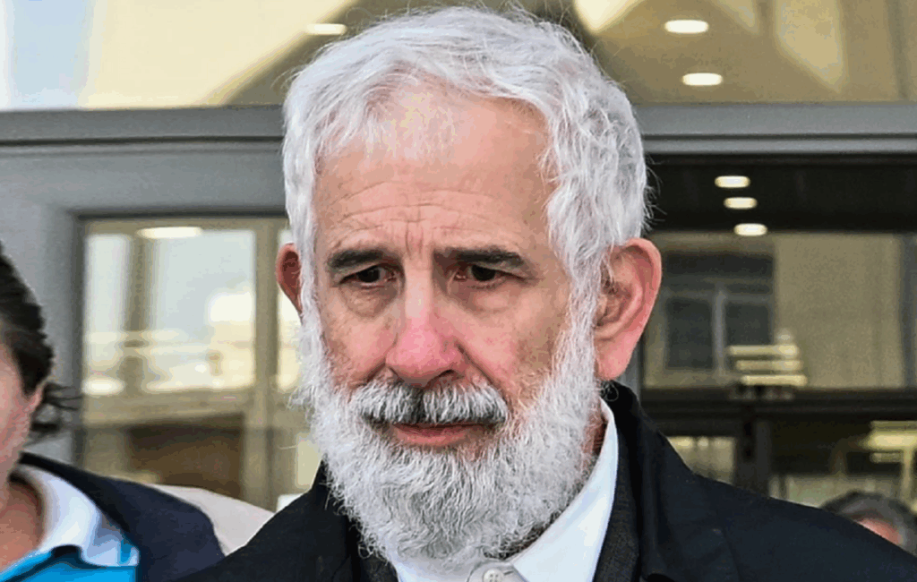 Φωτιά στο σπίτι του Πέτρου Φιλιππίδη – Πρόλαβε και βγήκε ο ηθοποιός (Video)