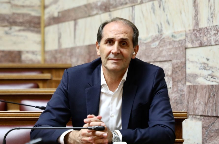 Πέθανε ο Απόστολος Βεσυρόπουλος