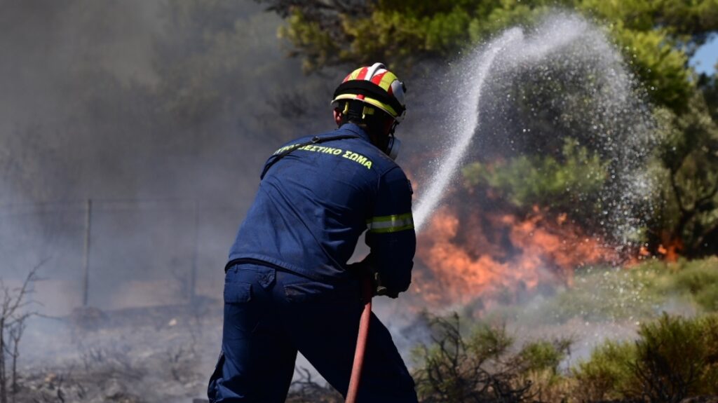 Σε πολύ υψηλό κίνδυνο πυρκαγιάς την Τρίτη έξι περιοχές της χώρας