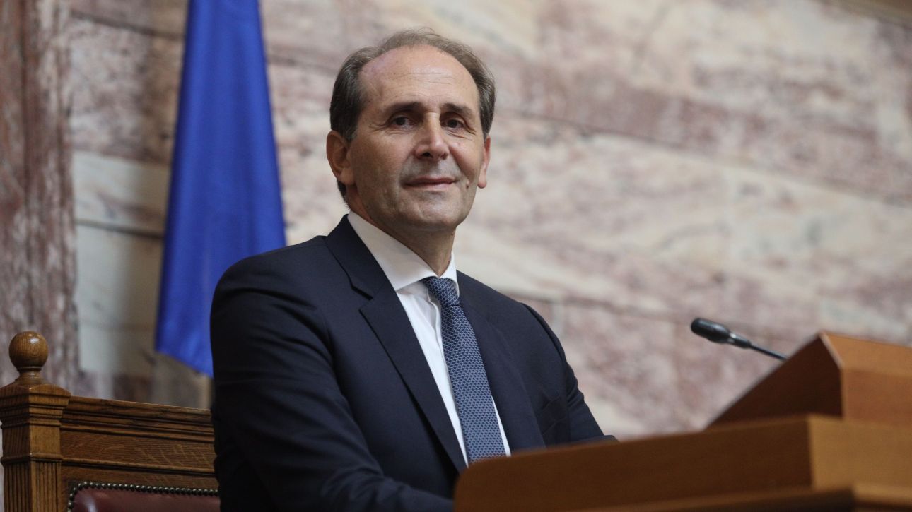 Ανακοπή υπέστη ο Απόστολος Βεσυρόπουλος σε παραλία στη Χαλκιδική