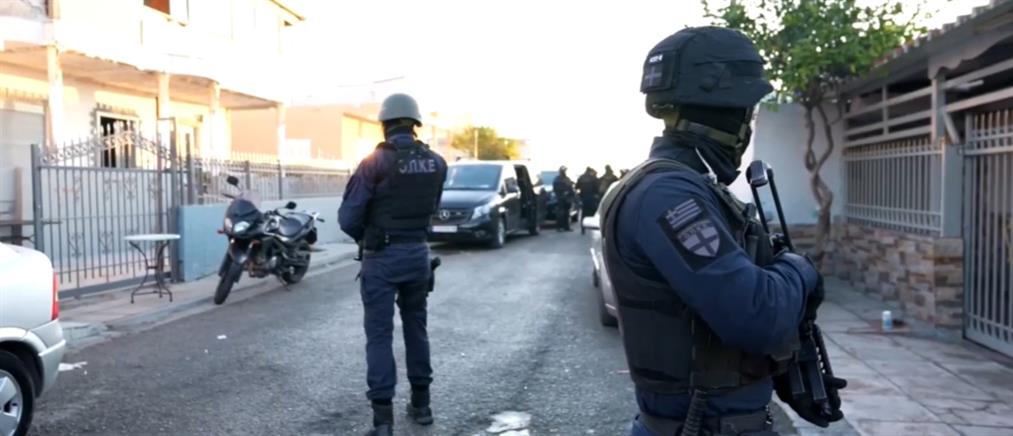 Επιχείρηση της ΕΛ.ΑΣ. στην Αττική για την εξάρθρωση εγκληματικών ομάδων Τούρκων που δρουν στην Ελλάδα – Εξι συλλήψεις (ΦΩΤΟ)