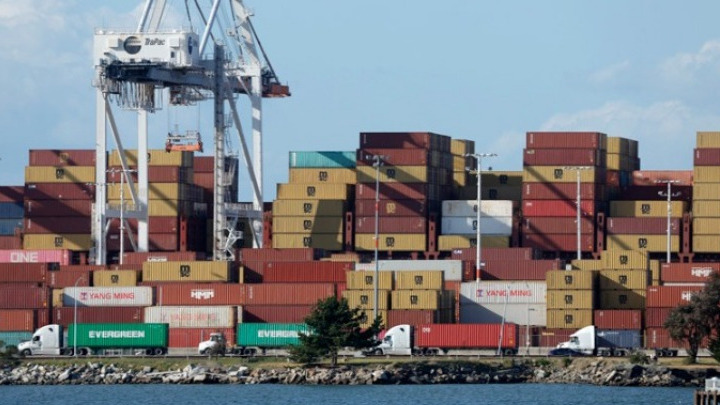 ΗΠΑ: Tέλος από σήμερα στην απαλλαγή φόρου για τα μικρά δέματα που εισέρχονται στη χώρα