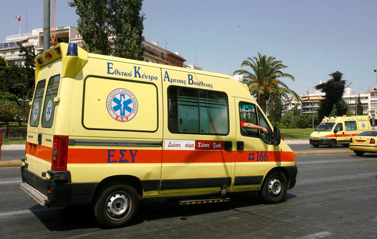 Ασπροβάλτα: Πτώση παιδιού από μπαλκόνι