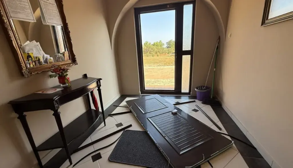 Βανδάλισαν τους νοσοκομειακούς ξενώνες της Ιεράς Μητρόπολης Κυδωνίας και Αποκορώνου στα Χανιά – Εικόνες ντροπής