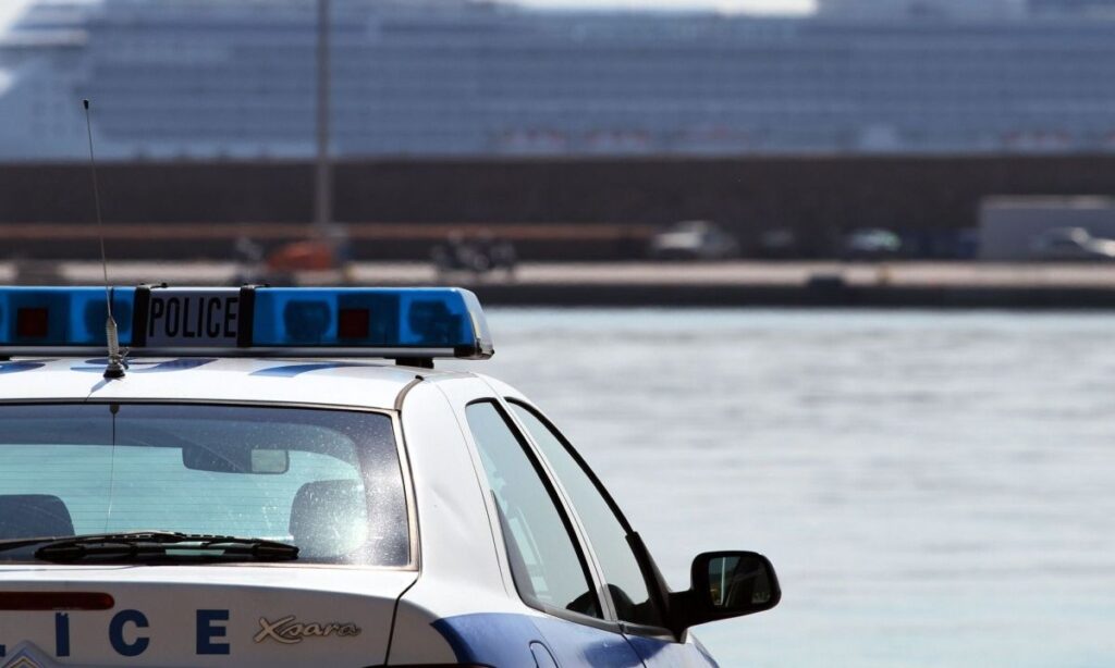 Γυναίκα ανασύρθηκε νεκρή από το λιμάνι του Πειραιά